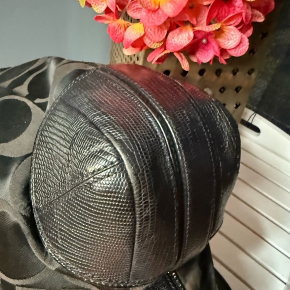 Coach Collette Signature Jacquard & Black SnakePrinted Leather bag EUCAuthentic - Picture 6 of 13